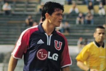 Darío Cabrol 2002: 37 partidos, 7 goles y 10 asistencias. Venía de un paso por la Ligue 1 de Francia, pero no pudo destacar en la U.