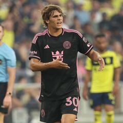 Cremaschi y jugar con Messi: “Desde que llegó estoy disfrutando”