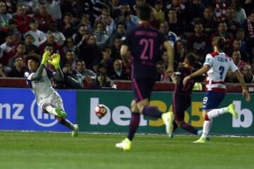 Paco Alcácer restores Barça's lead. 1-2. Min.62