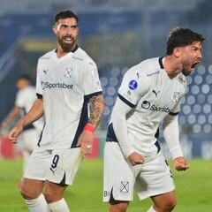 Un gigante de Europa va por el fichaje de Felipe Loyola y un club chileno sería el gran beneficiado