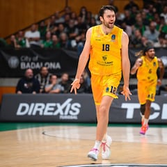 La prórroga sonríe al Gran Canaria en el Olímpic de Badalona