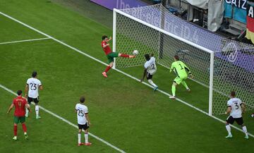 Diogo Jota anota el segundo gol de Portugal 