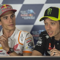 Rossi: "Márquez es el mejor, el campeonato lleva su nombre"