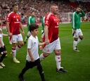 Rooney se puso la camiseta del United, se mofaron de su físico e hizo esta joya: ¡alucinen!