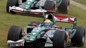 <b>NUEVO EQUIPO. </B>Red Bull será la nueva escudería que sustituirá a Jaguar en el Gran Circo.