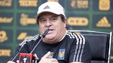 Miguel Herrera desmiente pleitos en el vestidor de Tigres