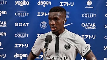 Idrissa Gueye, jugador del PSG, durante una entrevista post-partido.