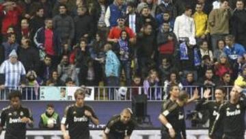 <b>GOL Y ALIVIO. </b>Los jugadores del Madrid pudieron afrontar el final del partido con más tranquilidad tras el gol marcado por Benzema en el minuto 71.