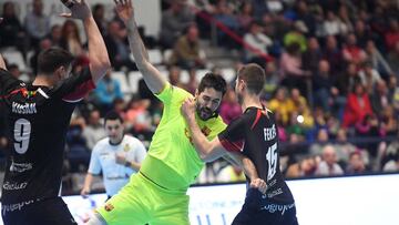 El Barcelona, a la final tras ganar al combativo Logroño