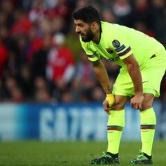 Luis Suárez and Mo Salah: stats going into Anfield showdown