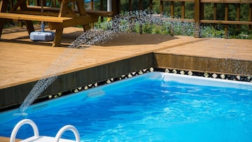 ¿Cuánto cuesta montar una piscina en el patio y jardín y qué licencias se necesitan?