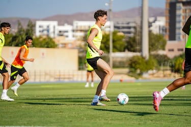 Patrick Soko y Stefan Dzodic, dos refuerzos con sello de versatilidad