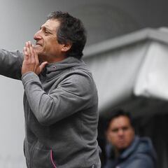 Los 6 cambios tácticos de Salas que no tuvieron éxito en la UC