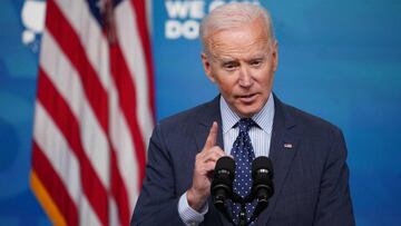 Joe Biden habla sobre la respuesta al Covid-19 y las vacunas en el Auditorio de la Corte Sur del Edificio de Oficinas Ejecutivas de Eisenhower, junto a la Casa Blanca, en Washington, DC, el 2 de junio de 2021. 