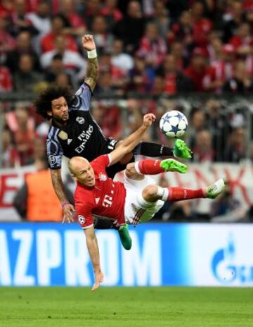 Robben y Marcelo.