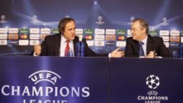 Platini y Florentino P&eacute;rez, en una rueda de prensa.