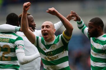 Soccer Football - Scottish Premiership - Rangers vs Celtic - Ibrox, Glasgow, Britain - March 11, 2018   Celtic’s Scott Brown celebrates after the match     REUTERS/Russell Cheyne