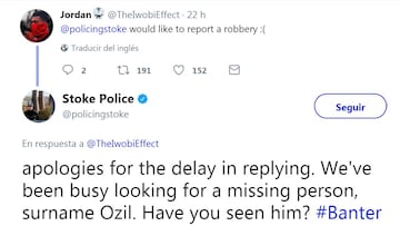 La policía de Stoke bromeó sobre la ficticia desaparición de Ozil.