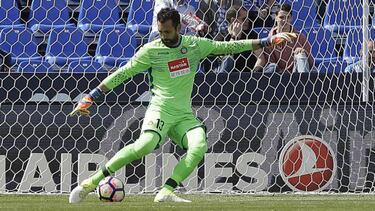 Espanyol make Diego López's future a priority