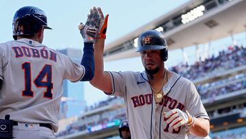 El cubano José Abreu disparó su primer cuadrangular de la postemporada