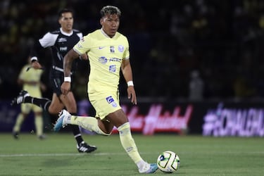 Boca confirm interest in signing Club América’s Roger Martínez