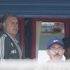 Tata Martino, presente en el Pumas vs Monterrey