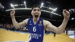 El Madrid pierde sobre la bocina su primer partido del curso