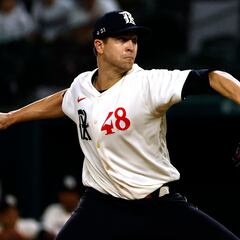 How long will Jacob deGrom be out of the Texas Rangers rotation?