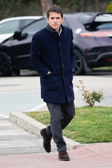 Jose María Aznar Jr en la capilla ardiente de Fernando Gómez-Acebo, en el Tanatorio Parcesa La Paz.