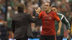 Para Miguel Herrera, el máximo ídolo del América es Cuauhtémoc Blanco