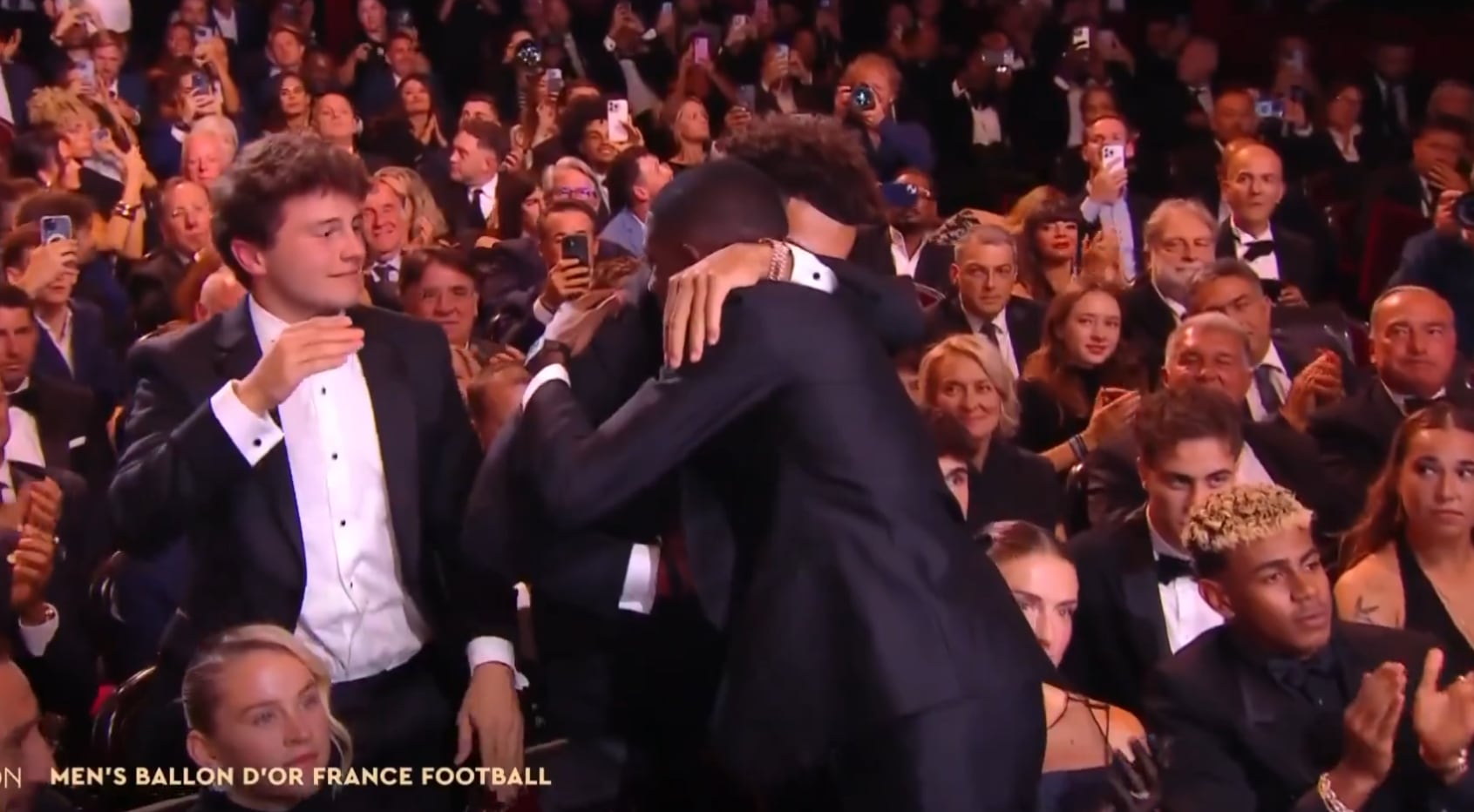 La reacción de Raphinha según le dieron el Balón de Oro a Dembélé: viral al instante