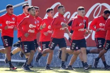 La Roja inició su preparación para la China Cup