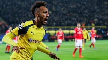 Aubameyang celebra un gol.