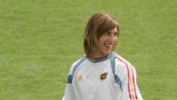 <b>TAMBIÉN ENTRENARÁ.</B> El defensa sevillano no sólo será presentado, sino que participará, por primera vez, en el entrenamiento del equipo.