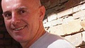 <b>REORGANIZACIÓN.</B> Florentino Pérez empieza a reorganizar el club con los nombramientos de Emilio Butragueño, Ramón Martínez y Arrigo Sacchi.