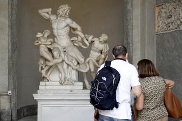 Pasión por el fútbol en la Ciudad del Vaticano