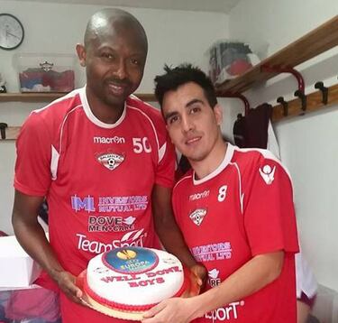 La historia del chileno patiperro que triunfa en el exótico fútbol de Malta