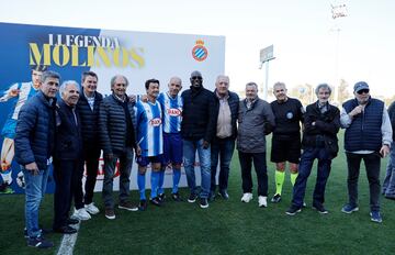 Solsona, Cabezas, Escaich, Bertomeu, Eloy, N'Kono, Iñaki o Patón, en el homenaje a Molinos.