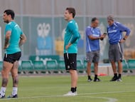 Riquelme, con Chimy Ávila.