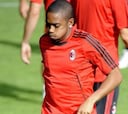 Robinho: "Me gustaría marcar en el Bernabéu, pero lo importante en ganar"