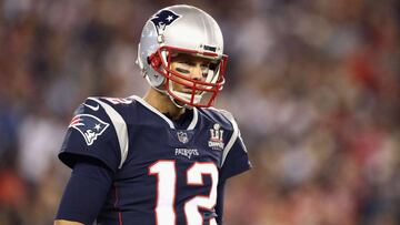 FOXBORO, MA - SEPTEMBER 07: Tom Brady #12 of the New England Patriots looks on during the first half against the Kansas City Chiefs at Gillette Stadium on September 7, 2017 in Foxboro, Massachusetts.   Maddie Meyer/Getty Images/AFP
 == FOR NEWSPAPERS, INTERNET, TELCOS &amp; TELEVISION USE ONLY ==