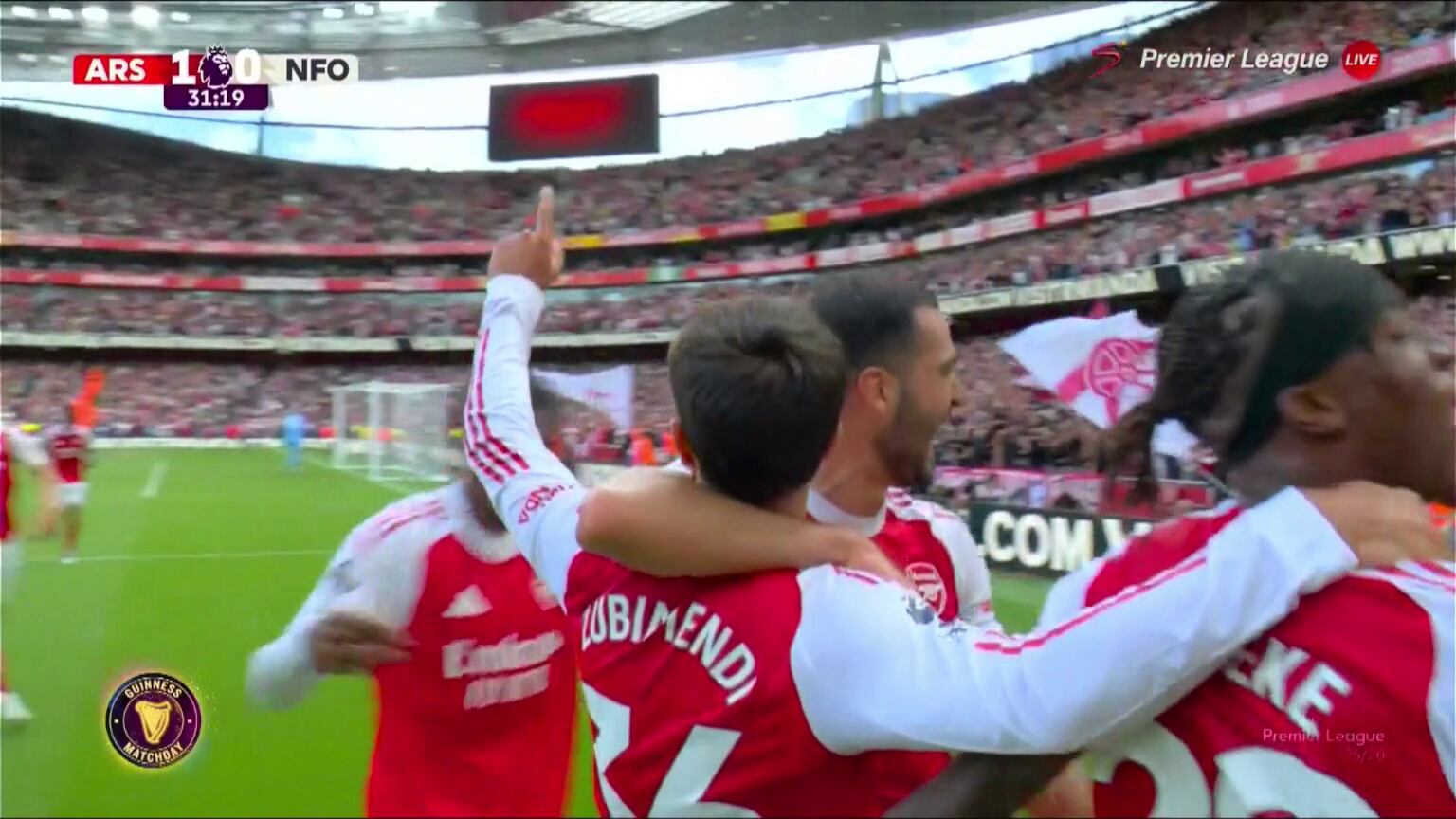 ¡Pero Martín, te has quedado a gusto! Zubimendi se estrena con el mejor gol de su carrera: “¡Le ha pegado desde Euskadi!"