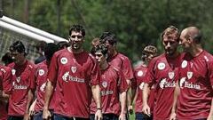 <b>LA VUELTA. </b>Los jugadores del Athletic en su primer día de trabajo.