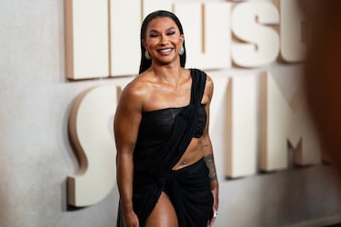 Jordan Chiles posa en la alfombra roja de la gala de Sports Illustrated Swimsuit celebrada en la ciudad de Nueva York.
