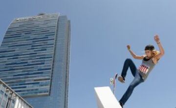 Alana Smith durante la competicion femenina de Skateboard Street en los X Games de Los Angeles