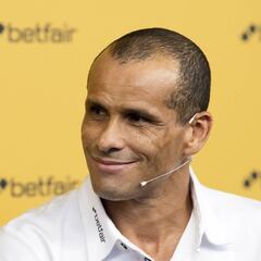 Rivaldo: "Neymar debe pedir perdón para volver al Barcelona"