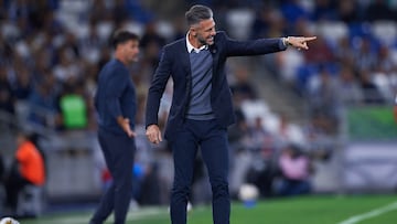 Martin Demichelis head coach of Monterrey during the Quarter final first leg round match between Monterrey and Pumas UNAM as part of the Liga BBVA MX, Torneo Apertura 2024 at BBVA Bancomer Stadium on November 28, 2024 in Monterrey, Nuevo Leon, Mexico.