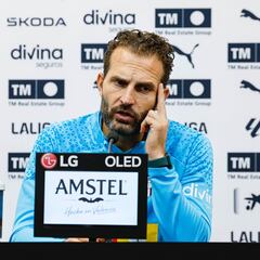 Baraja, critico: “La norma de solo cuatro con dorsal filial es obsoleta”