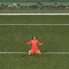Guillermo Ochoa volvió a brillar con la Selección Mexicana