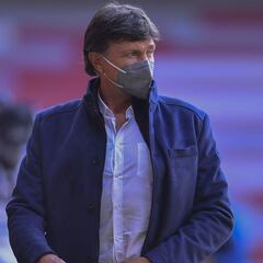 Hernán Cristante festeja 100 partidos como técnico del Toluca